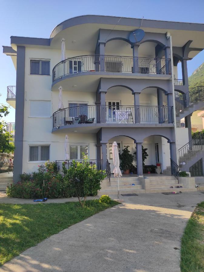 Apartments Sofia Sutomore Exterior foto